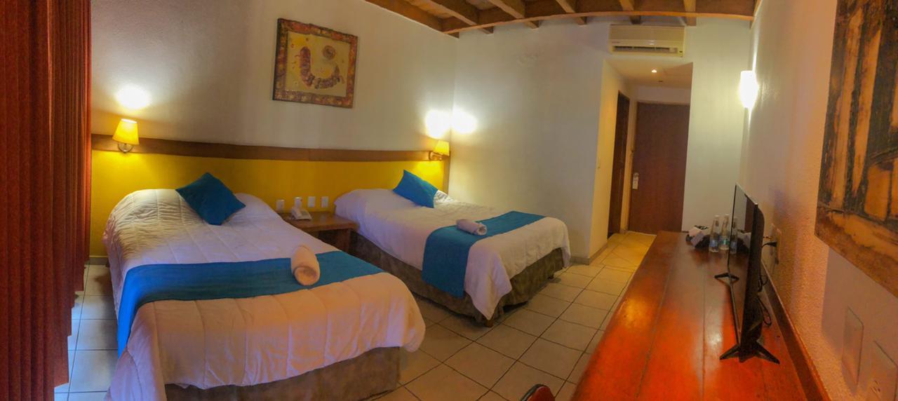 Hotel Pez Vela Мансанильо Экстерьер фото